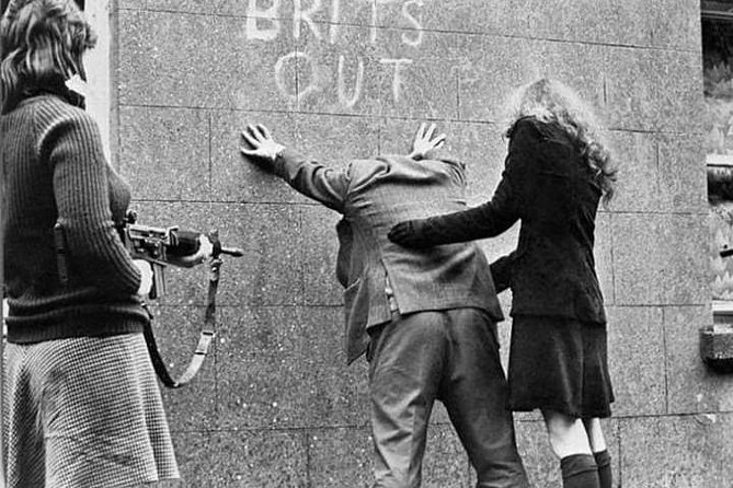 IRA Troubles Conflict Private Tour Museum Graves Murals and Political Analysis - Bobby Sands, hunger strikes, and the Garden of Remembrance