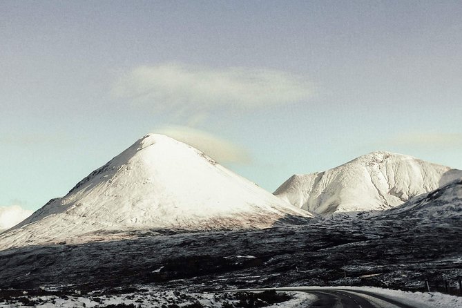 Isle of Skye Day Tour - Portree gives you an hour to eat and wander