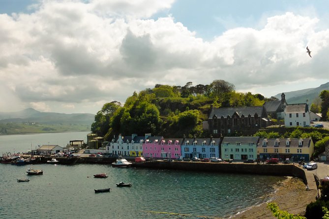 Isle of Skye Day Trip from Inverness - Kilt Rock and the northern Skye views
