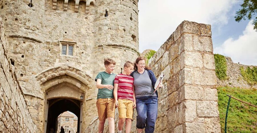 Isle of Wight: Carisbrooke Castle Entry Ticket - Charles I’s failed escape is the castle’s sharpest story