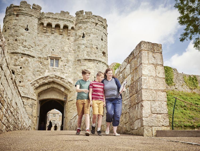 Isle of Wight: Carisbrooke Castle Entry Ticket - Start with the film, then follow the fortress story
