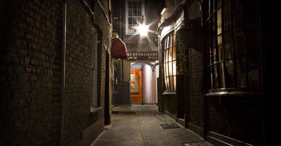 Jack The Ripper Tour in London's East End - How grim is the experience?