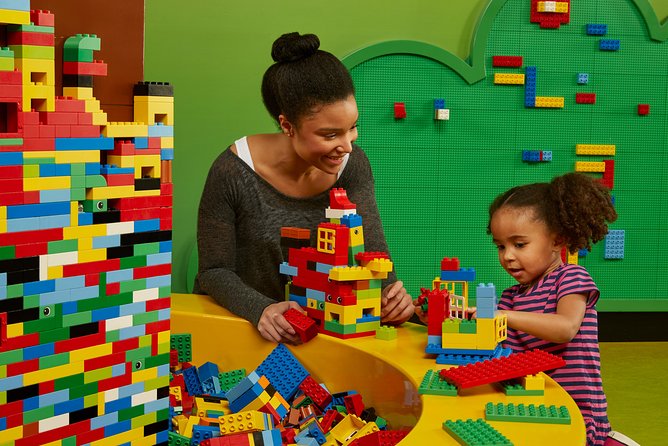 LEGOLAND Discovery Centre Manchester - The LEGO shop and café