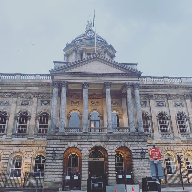 Liverpool: A Walk Through Time: Full History Walking Tour - What the guiding is really like