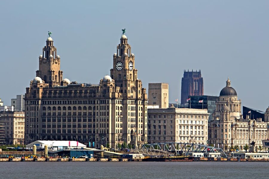 Liverpool: A Walk Through Time: Full History Walking Tour - Royal Albert Dock and the return to the waterfront