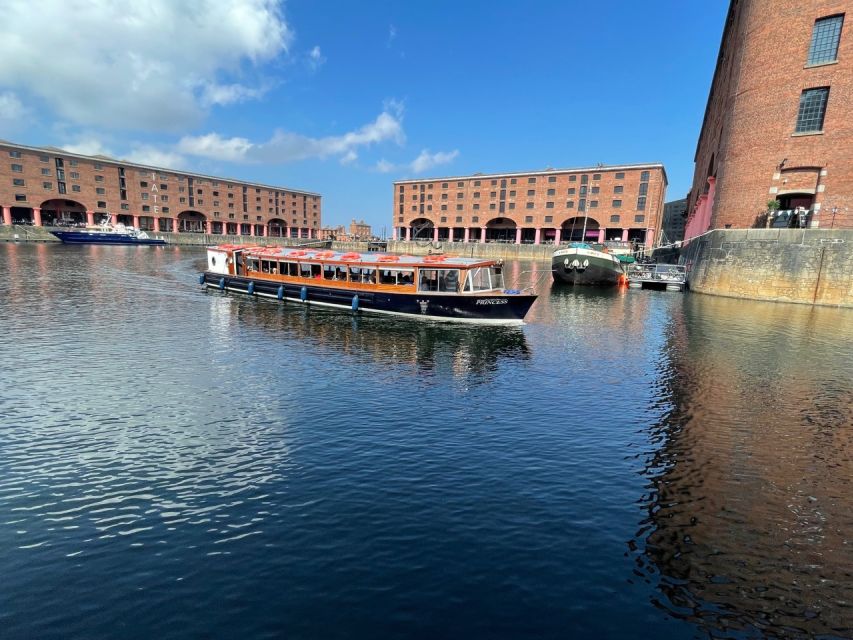 Liverpool: Albert Docks Sightseeing Cruise with Commentary - Seeing Albert Dock from the water