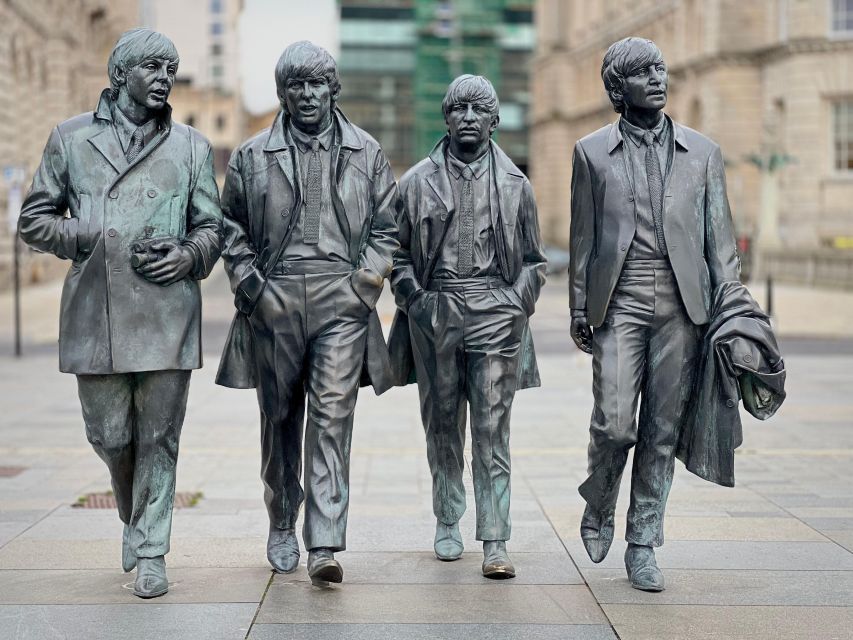 Liverpool: Beatles-Themed Private Taxi Tour with Transfers - Meeting the guides who bring the story to life