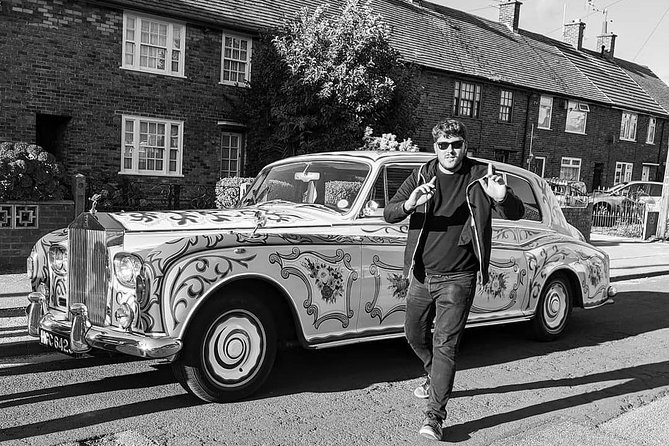 Liverpool: Beats Tours - Penny Lane beyond the road sign