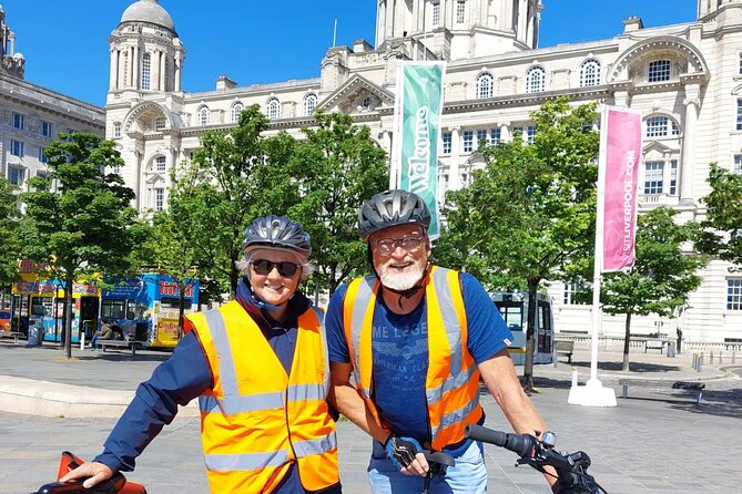 Liverpool City Centre Highlights Tour - St. George’s Hall and the cultural quarter