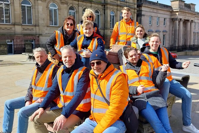 Liverpool City Centre Highlights Tour - What the guide adds to the ride