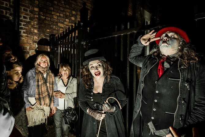 Liverpool Ghost Walking Tour - What the guides add to the experience