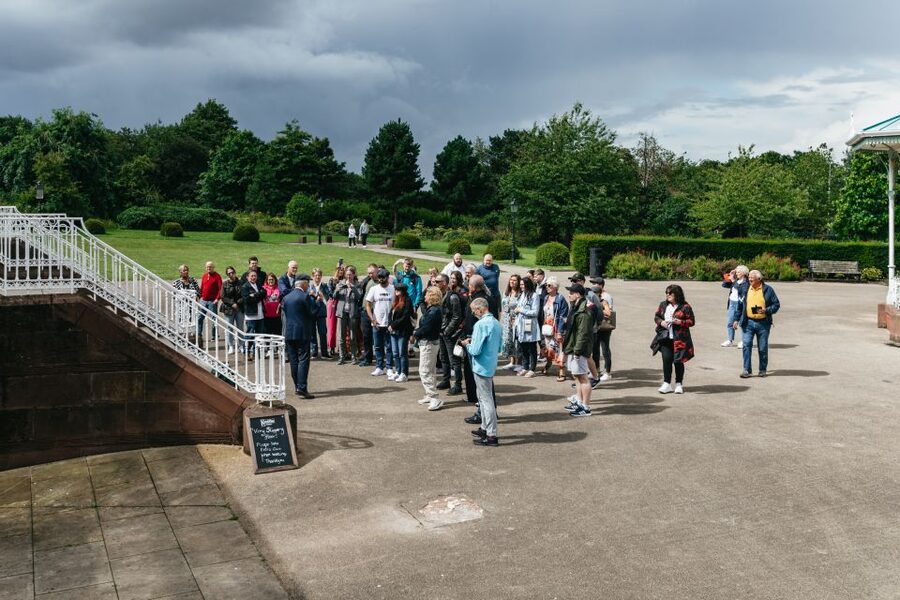 Liverpool: Official Peaky Blinders Coach Tour of Merseyside - A Liverpool tour hiding inside a Peaky Blinders tour