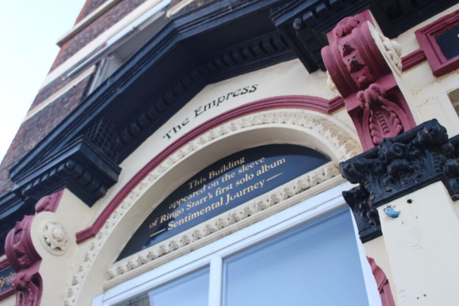 Liverpool: Private 3-Hour Beatles Classic Tour by Taxi - Three hours compared with a bus tour