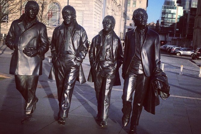 Liverpool: River Cruise & Sightseeing Bus Tour - Stop 2: Mathew Street and the Cavern Club