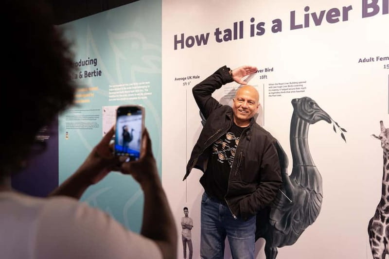 Liverpool: Royal Liver Building 360° Tower Tour - The 89-step climb to the 270° clocktower show