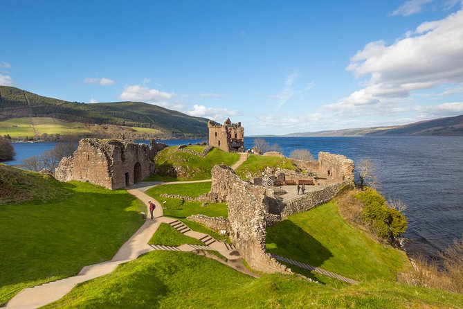 Loch Ness Cruise, Outlander & Urquhart Castle Tour from Inverness - Cruising Loch Ness before visiting Urquhart Castle