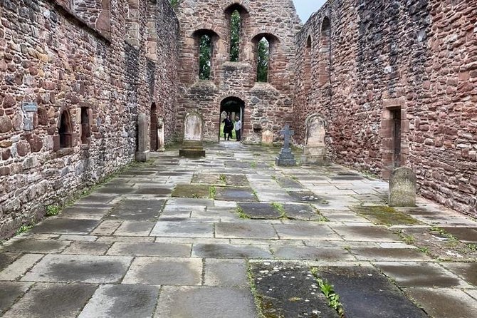 Loch Ness,Culloden Battlefield,Cawdor Castle & Much More From Inverness City - Beauly Priory and a beautiful place