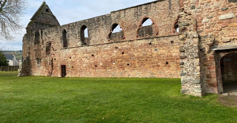 LOCH NESS, INVERNESS, CLAVA CAIRNS & MORE FROM INVERGORDON - Inverness offers a brief city break