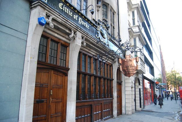 London: 2-Hour Historic Pub Tour - Why this pub walk shows London at its most human