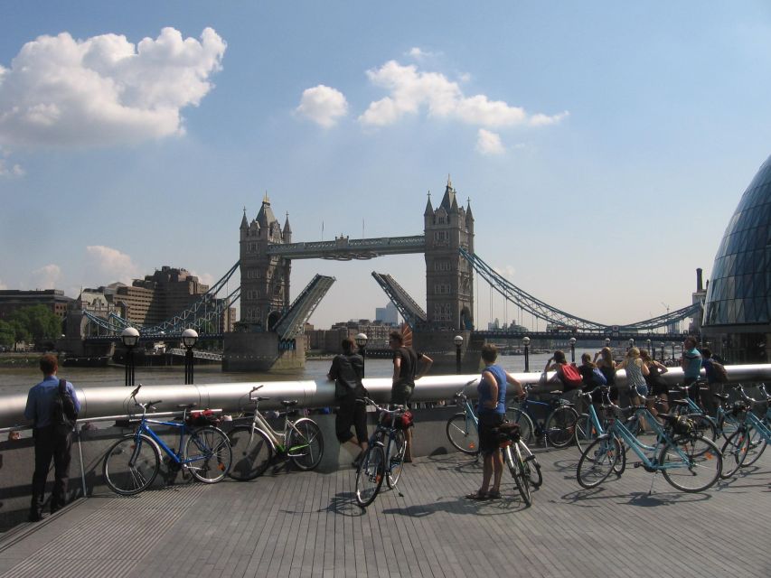 London: 3-Hour Sunset Bike Tour - Starting at Kennington Road and meeting your guide