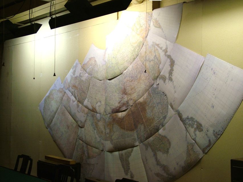 London: 30 Top Sights and Churchill War Rooms Tour - London Bridge and the riverside landmarks