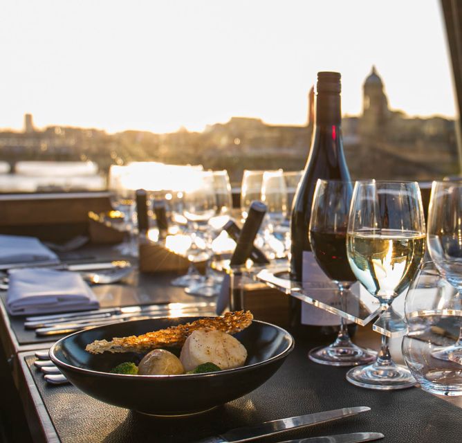 London: 4 Course Lunch Tour by Luxury Coach Bustronome - Is $109 good value?