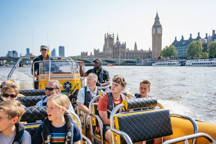 London: 45-Minute Speedboat Sightseeing Tour - Who should book this Thames RIB ride?