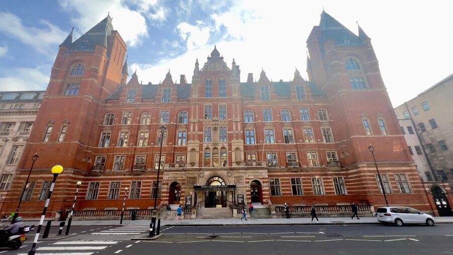 London: 5-Hour Private Tour with Pickup - Big Ben, Westminster Bridge, and the London Eye