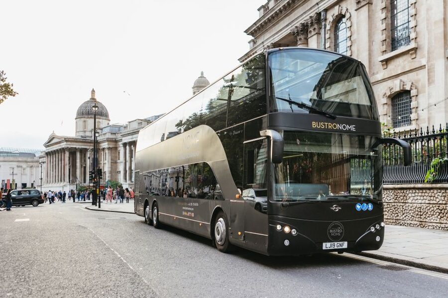 London: 6-Course Gourmet Dinner on a Luxury Coach - Service, music, and the feeling on board