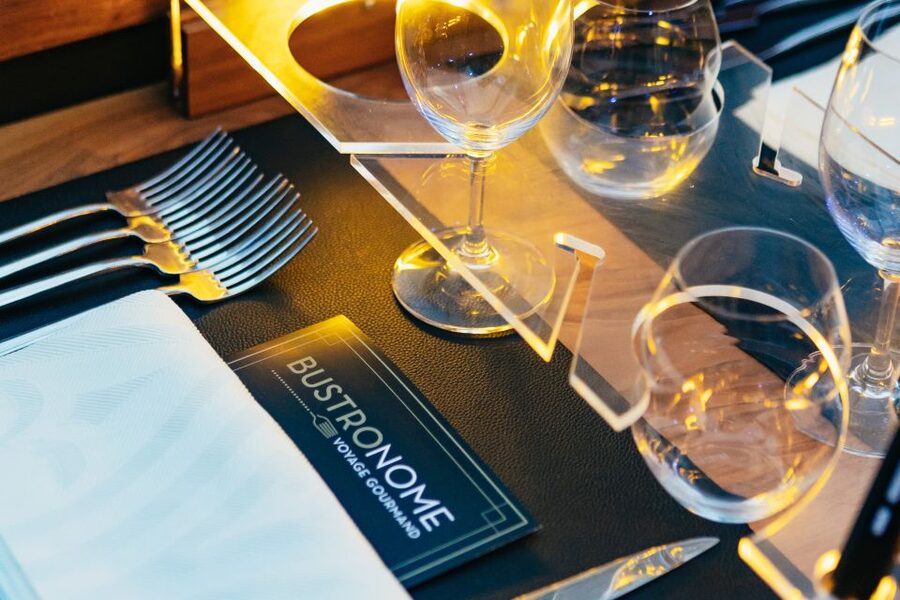 London: 6-Course Gourmet Dinner on a Luxury Coach - Should you add the wine pairing?