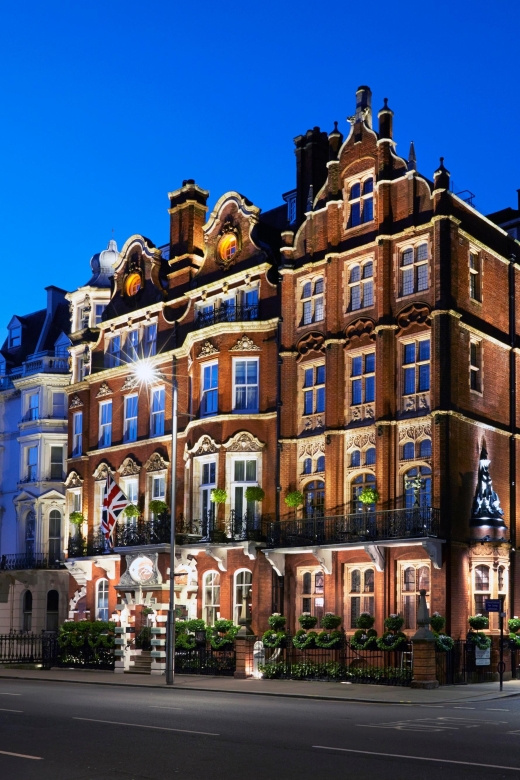London: Afternoon Tea at The Milestone with Champagne Option - The old British tradition behind the tea