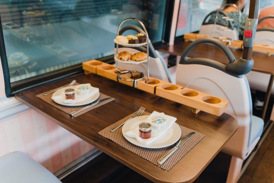 London: Afternoon Tea Bus with a Glass of Prosecco - Choosing between the upper and lower deck
