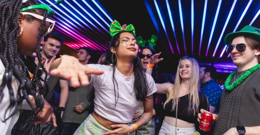 London: Bar and Club Crawl to 5 Central London Venues - Why solo visitors fit this format well