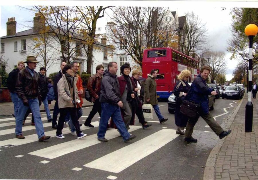 London: Beatles In My Life Walking Tour with Richard Porter - Why this Beatles walk works better than a photo stop