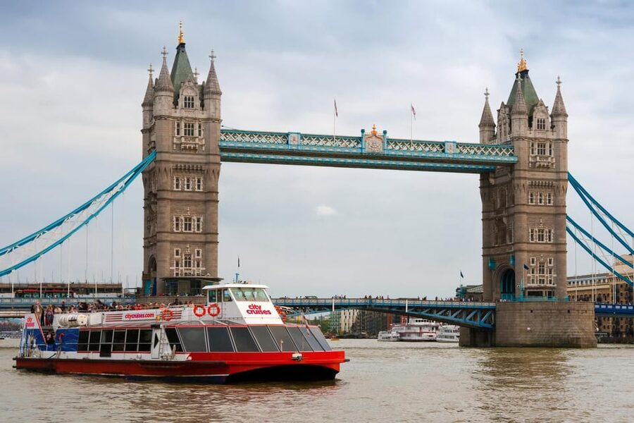 London: Big Bus Hop-on, Hop-off with Optional River Cruise - What this Big Bus tour is really good at