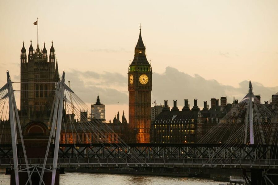 London: Big Bus Panoramic Evening Tour by Open-Top Bus - The open-top question: views versus weather