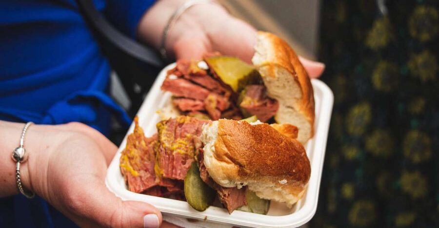 London: Brick Lane, Shoreditch & Spitalfields Food Tour - Walking through Spitalfields, Brick Lane, and Shoreditch