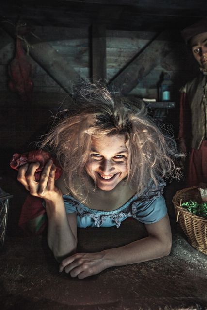 London Bridge Experience and Tombs Entrance Ticket - Beneath London Bridge, the past gets theatrical