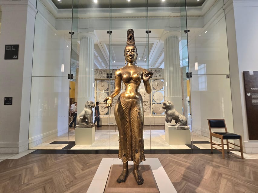 London: British Museum Guided Tour with Priority Entrance - The Enlightenment Room and the habit of collecting