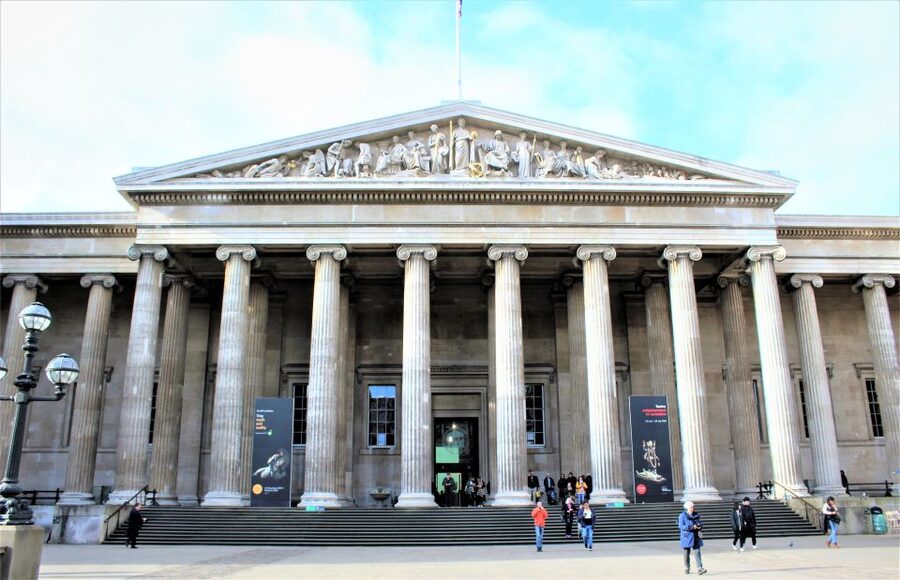 London: British Museum Private Guided Tour with Tickets - Anthony’s guiding style and family appeal