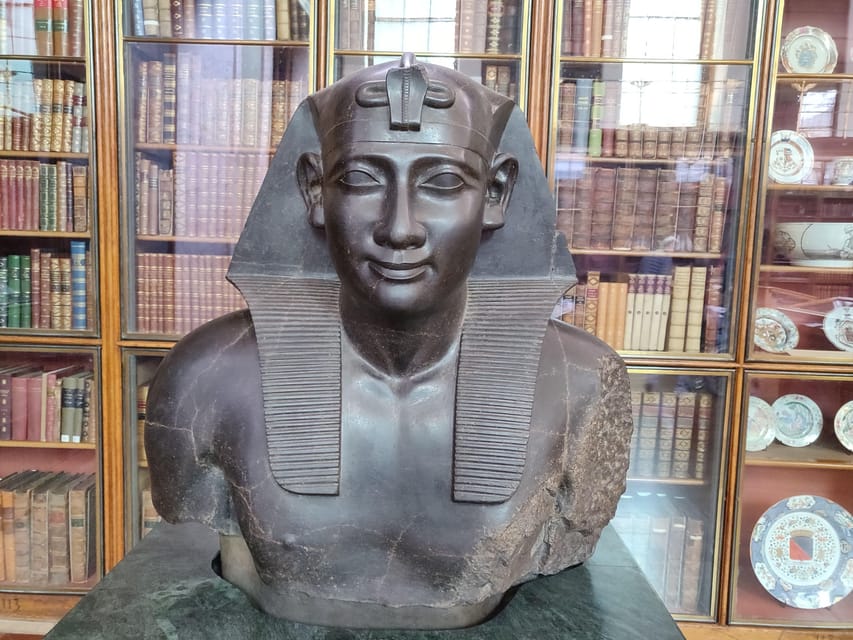 London: British Museum Tour with Archaeologist Guide - The Lewis Chessmen and the Viking Age