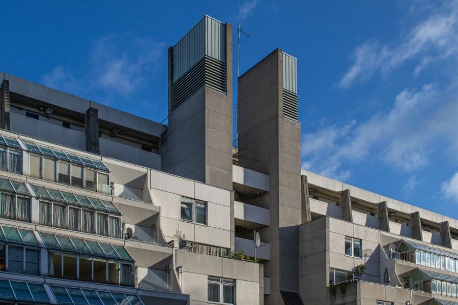 London: Brutalist Architecture & History Walking Tour - A short tube ride that changes the pace