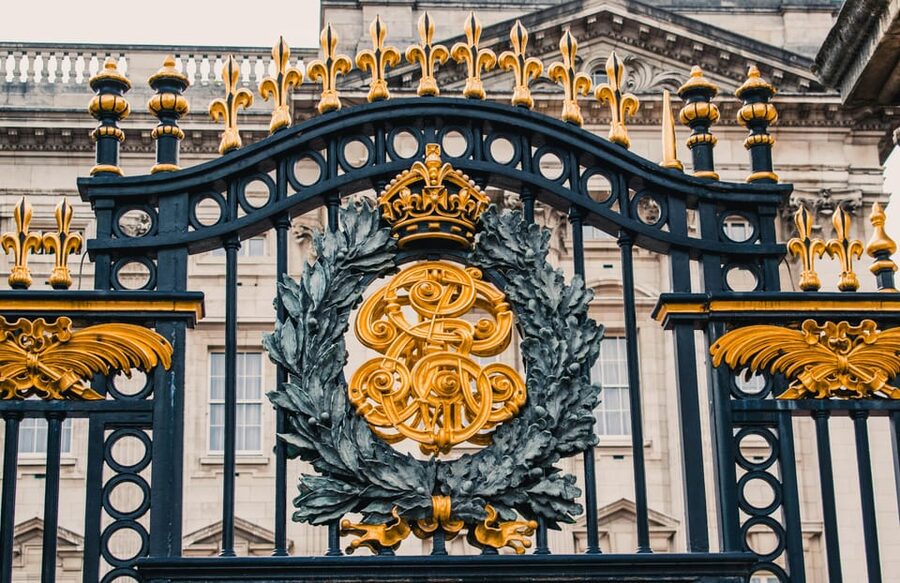 London: Buckingham Palace and Changing of the Guards Tour - Who will get the most from this tour?