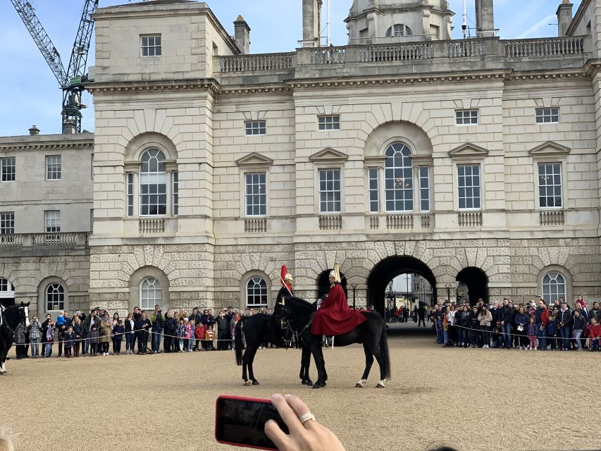 London: Buckingham Palace & Changing of the Guard Experience - Should You Book the Buckingham Palace Guard Tour?