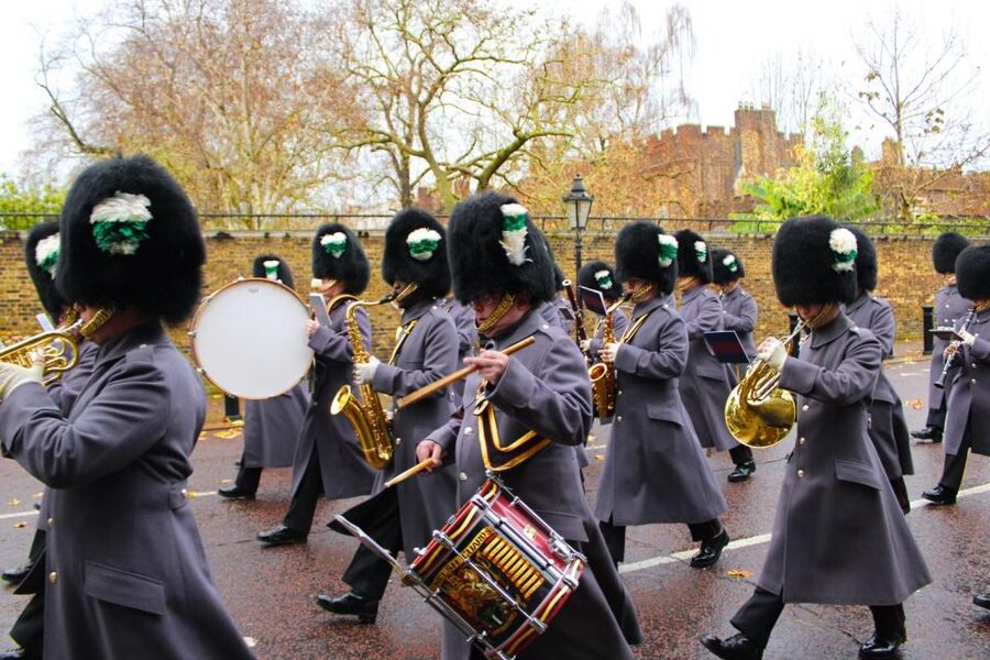London: Buckingham Palace & Changing of the Guard Experience - Clarence House and Lancaster House