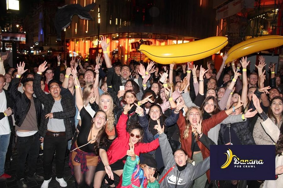 London : Central London Bar Crawl with discounts on drinks - Two short walks through Soho and the West End