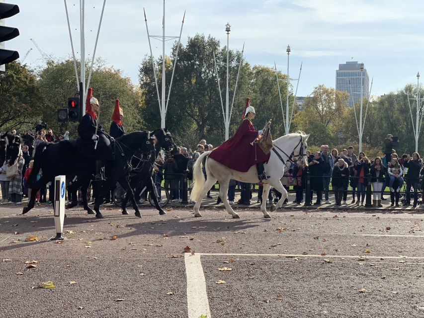 London: Changing of the Guard Private Group or Family Tour - Practical tips for a smoother visit