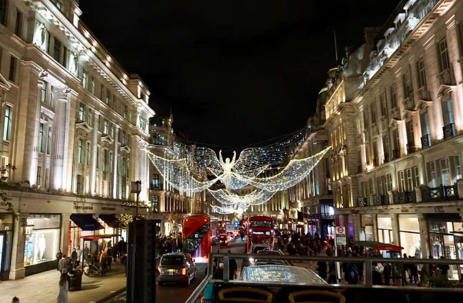 London Christmas Lights Open-Top Bus Tour. 2025 Early Bird - Regent Street and Piccadilly Circus after dark