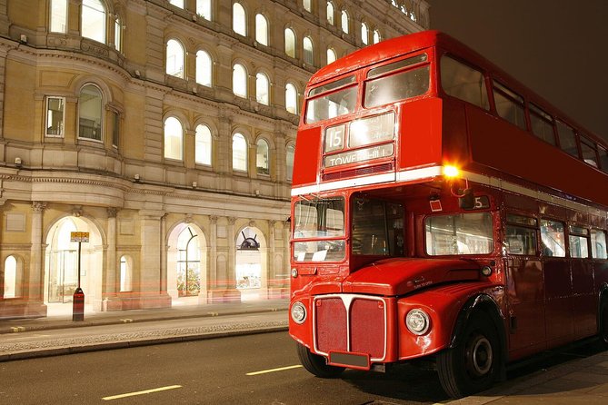 London: Christmas Lights Tour by Vintage Double-Decker Bus - Live commentary from guides such as Clive and Toby