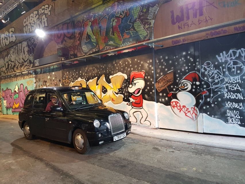 London: Christmas Lights Tour in a Black Cab - What you actually see after dark